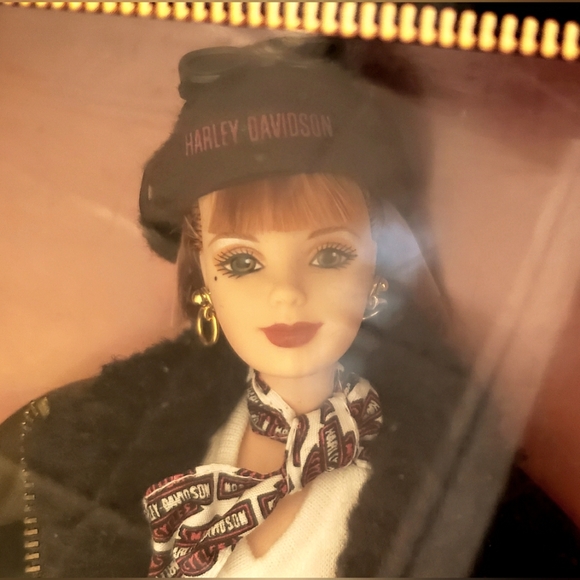 Harley Davidson Barbie NWT - Picture 3 of 8
